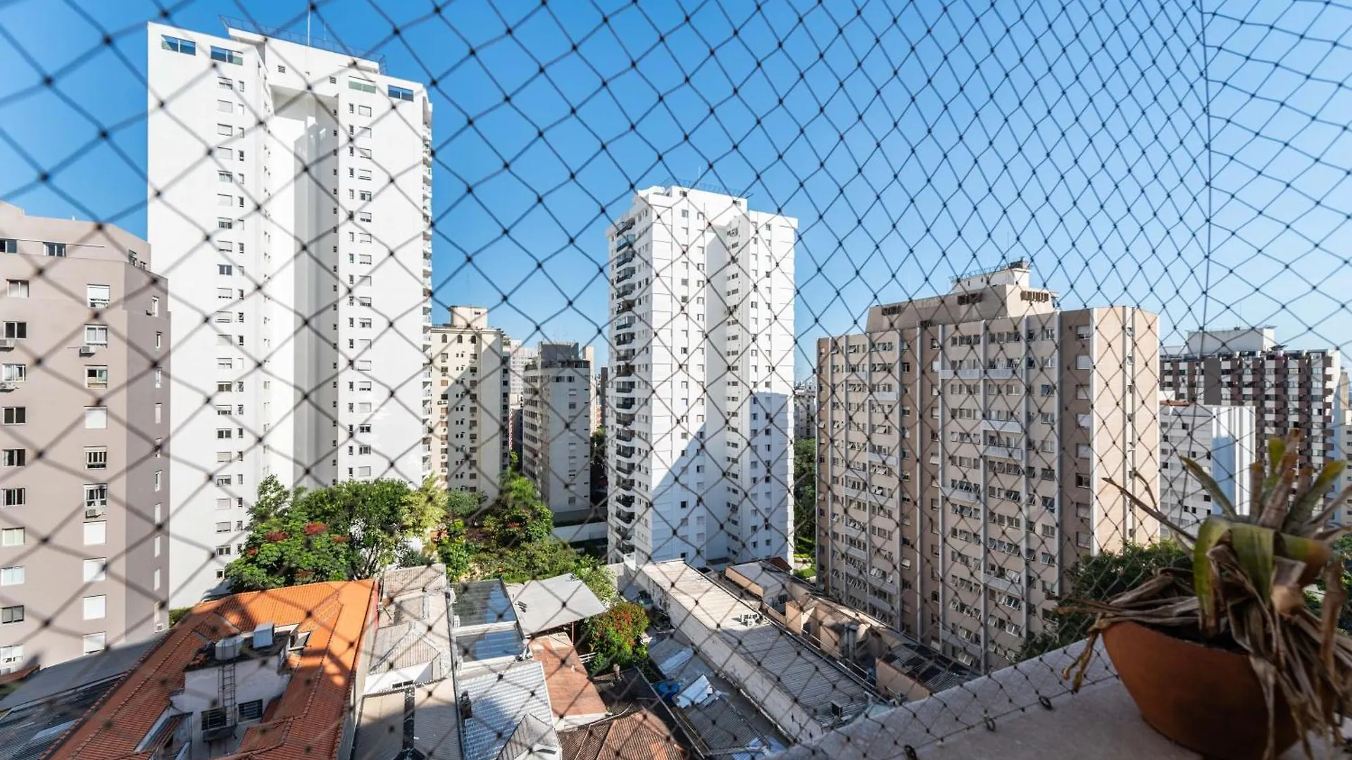 Apartamento Espacoso E Completo No Jardins - C2920 Sao Paulo Apartment